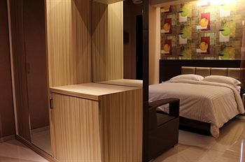 De'Corner Guest House Malang Ngoại thất bức ảnh